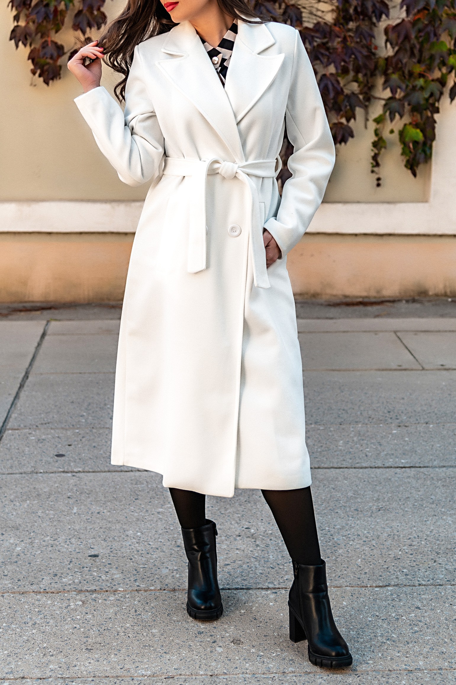 cappotto-bianco-lungo-146fme-1.jpg